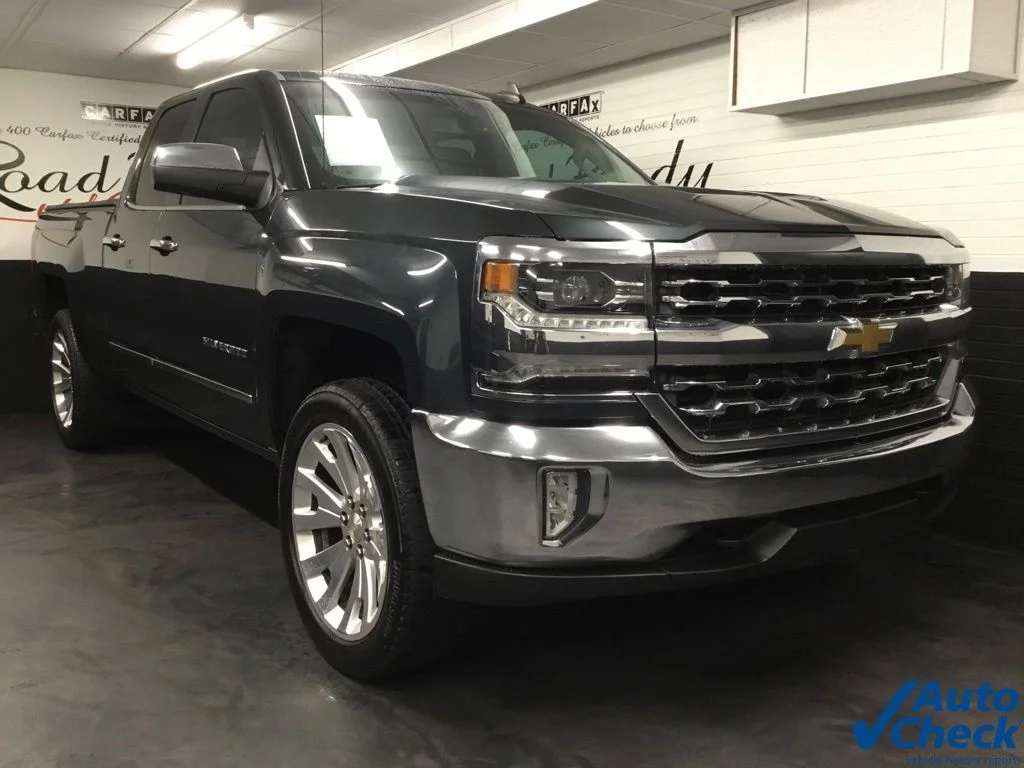 Used 2018 Gray Chevrolet LTZ image 3