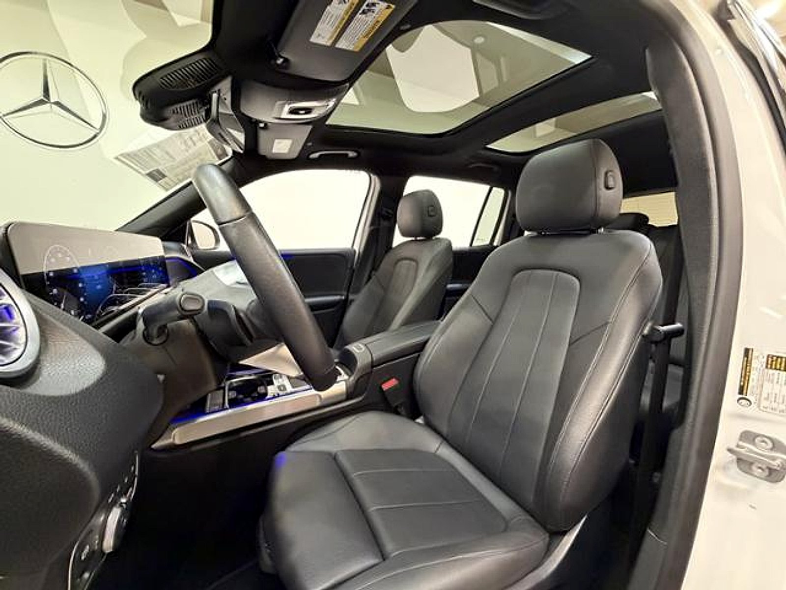 Used 2025 Polar White Mercedes-Benz  image 10