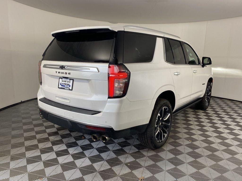 Used 2022 Pearl Chevrolet High Country image 9