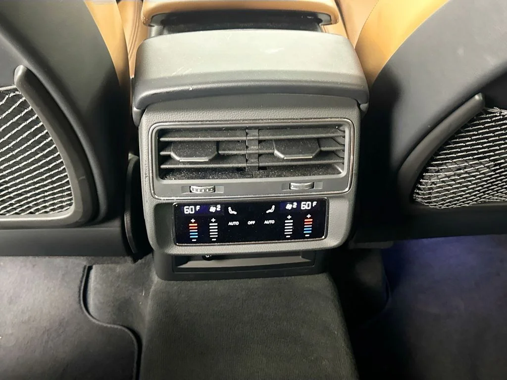Used 2023 Mythos Black Metallic Audi 4.0T image 28