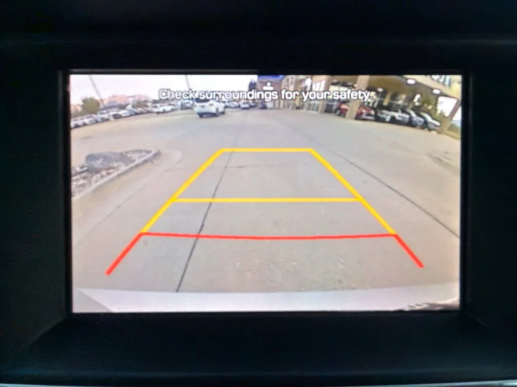 Used 2018 Silver Hyundai SEL image 13