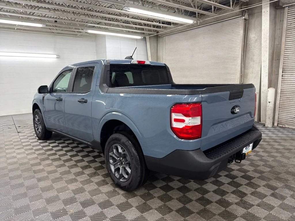 New 2026 Gray Ford XLT image 9