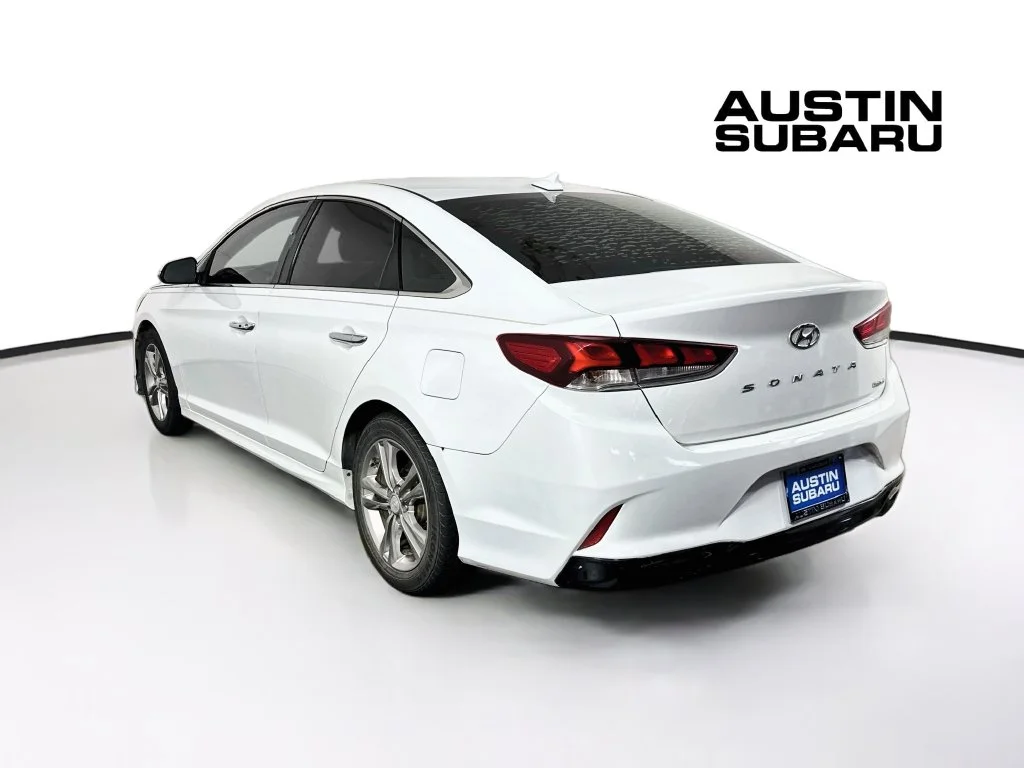Used 2018 White Hyundai Limited image 5