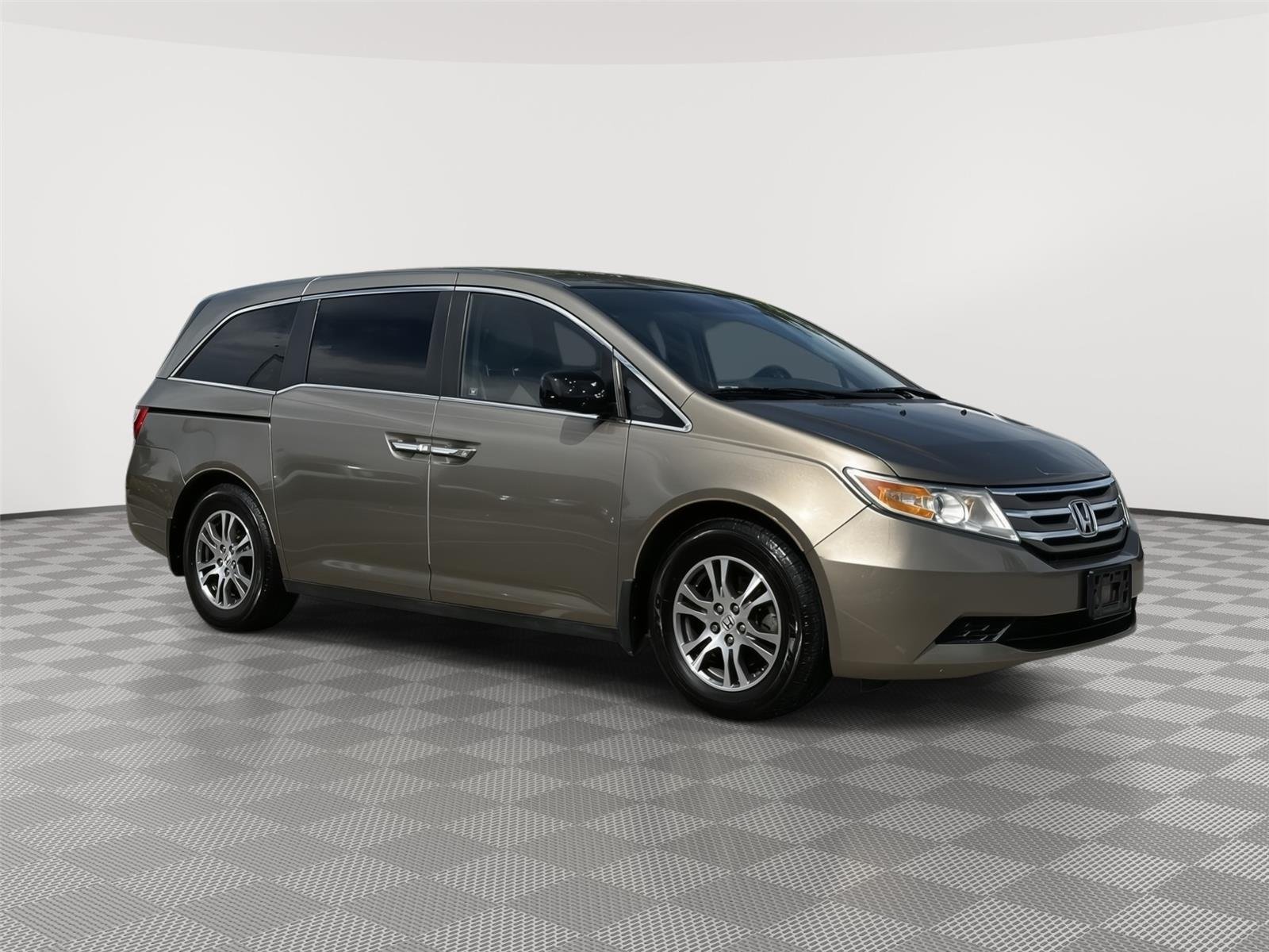 2012 Honda Odyssey EX-L w/DVD Rear Entertainment System's photo