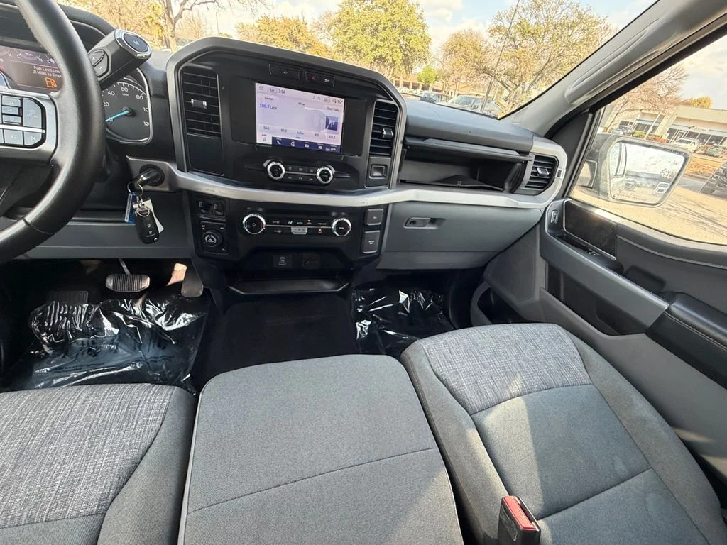 Used 2023 White Ford XLT image 15