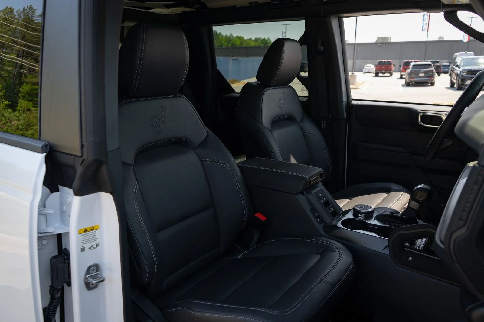 New 2026 Oxford White Ford Badlands® image 36