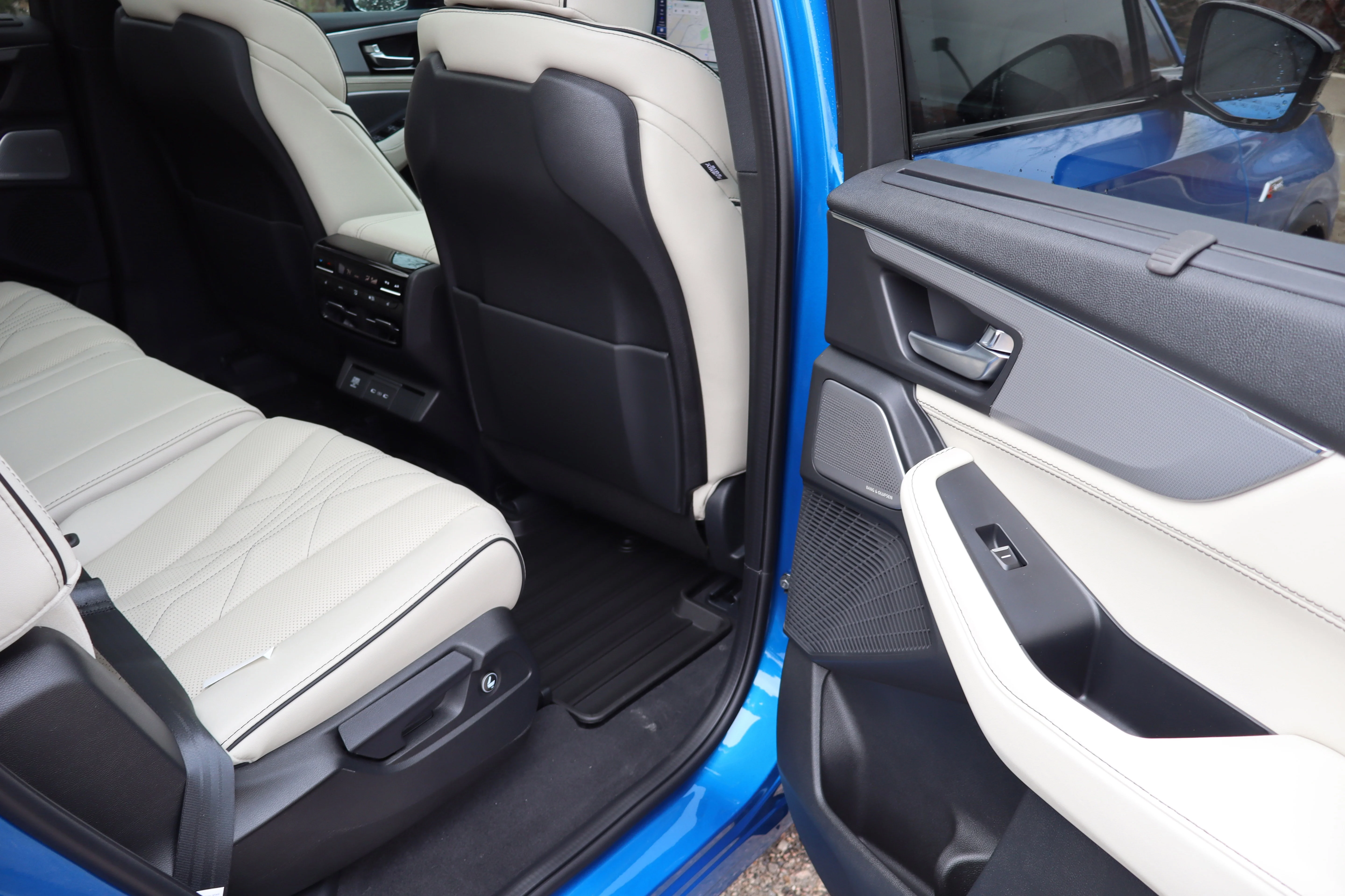 New 2026 Double Apex Blue Pearl Acura w/A-Spec Advance Package image 32