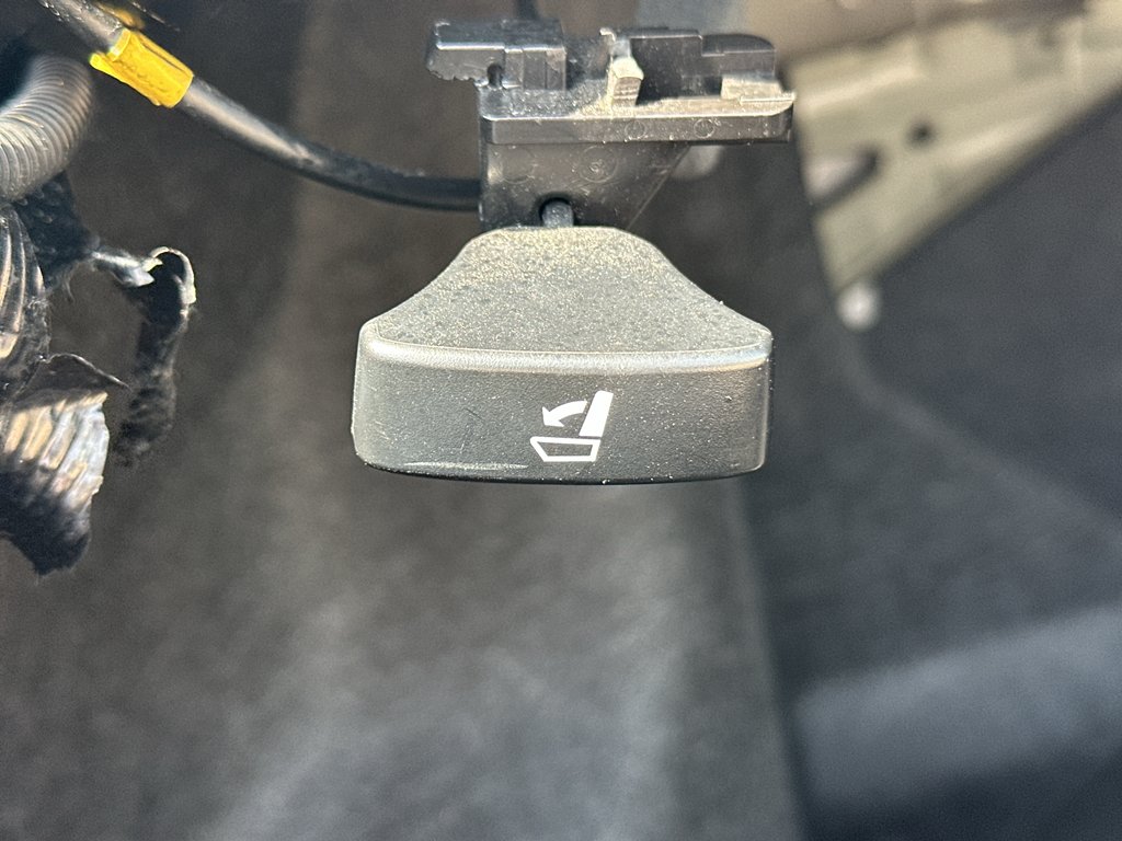 Used 2012 Black Honda LX image 31