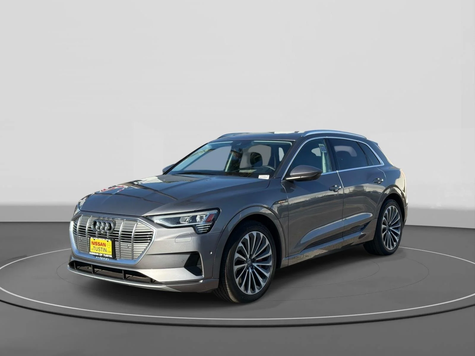 2019 Audi e-tron Prestige