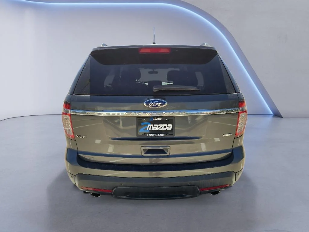 Used 2015 Magnetic Metallic Ford XLT image 4