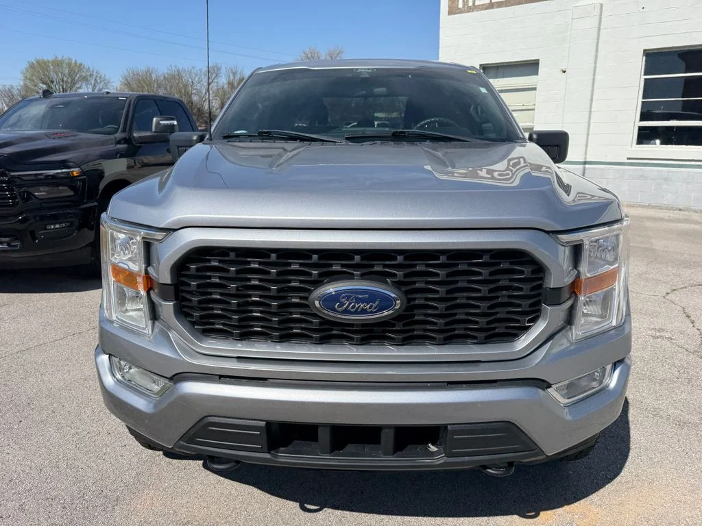 Used 2022 Silver Ford XL image 10