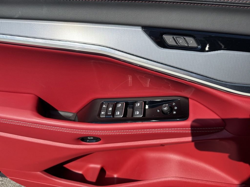 2025 Jeep Wagoneer S Launch Edition - Photo 15