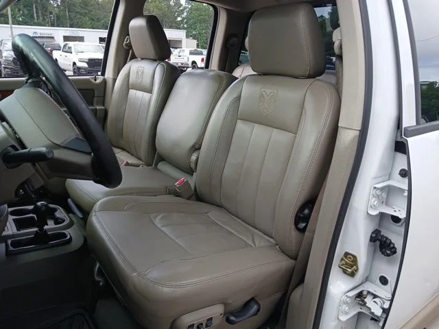 Used 2007 White Dodge Laramie image 43