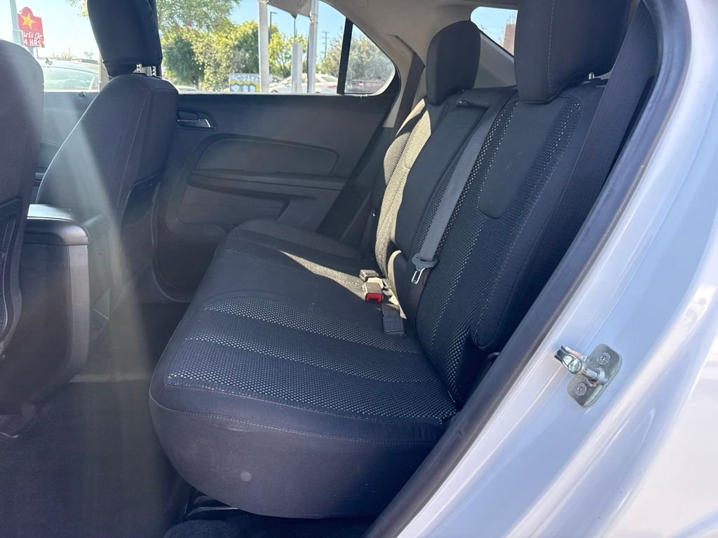 Used 2015 White Chevrolet LT image 16