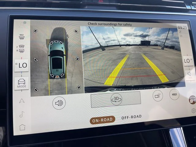 New 2026 Black Land Rover Dynamic SE image 21