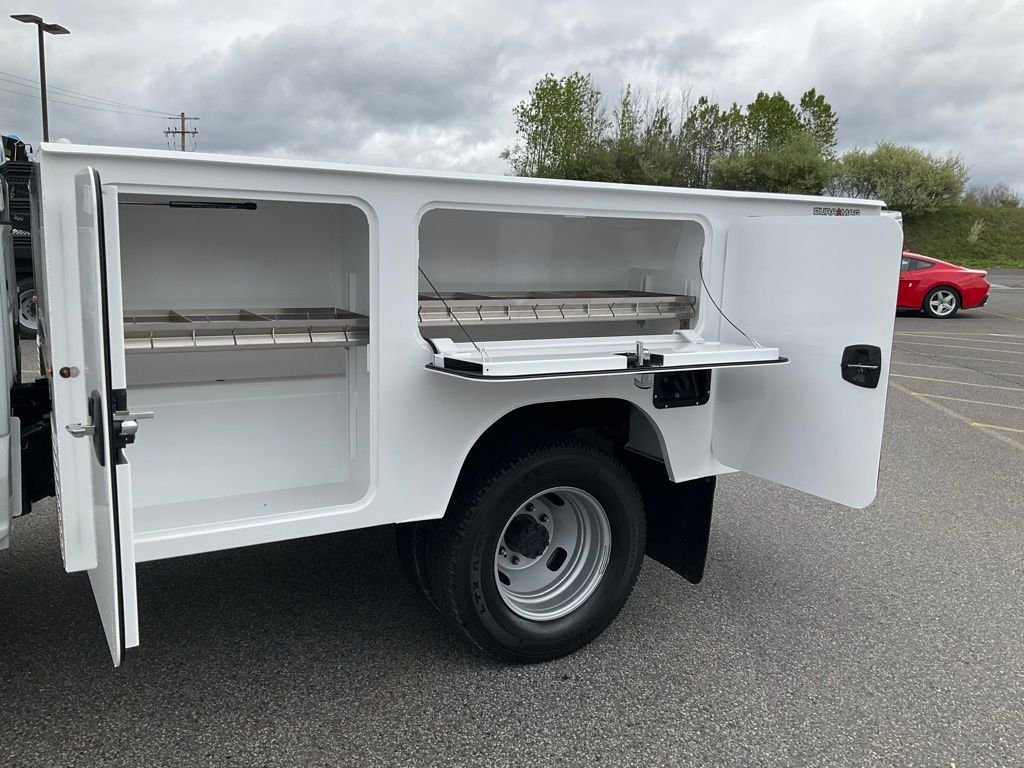 New 2026 Oxford White Ford F-350® XL image 35