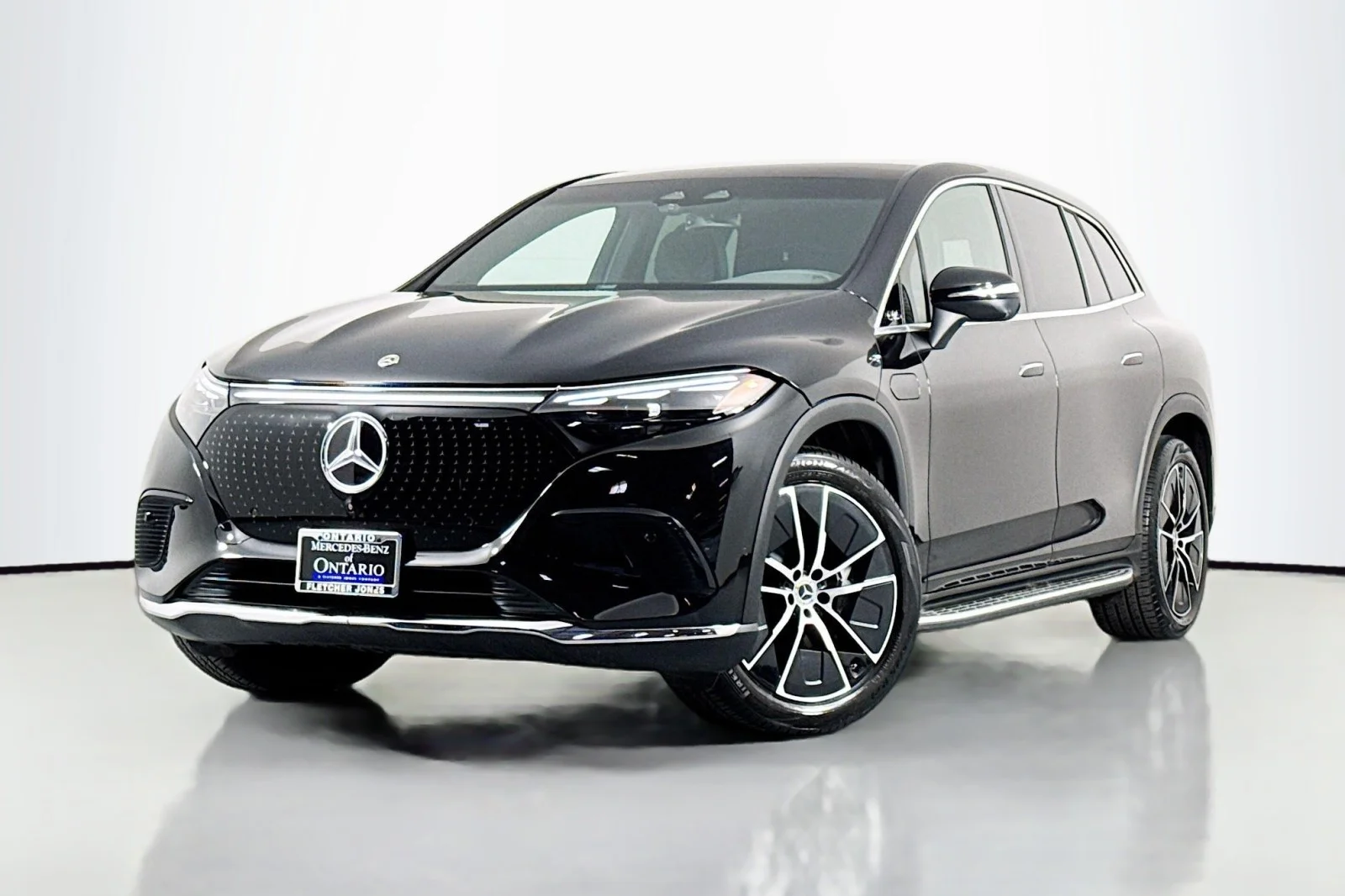 Certified Used 2025 Obsidian Black Metallic Mercedes-Benz 450 image 1