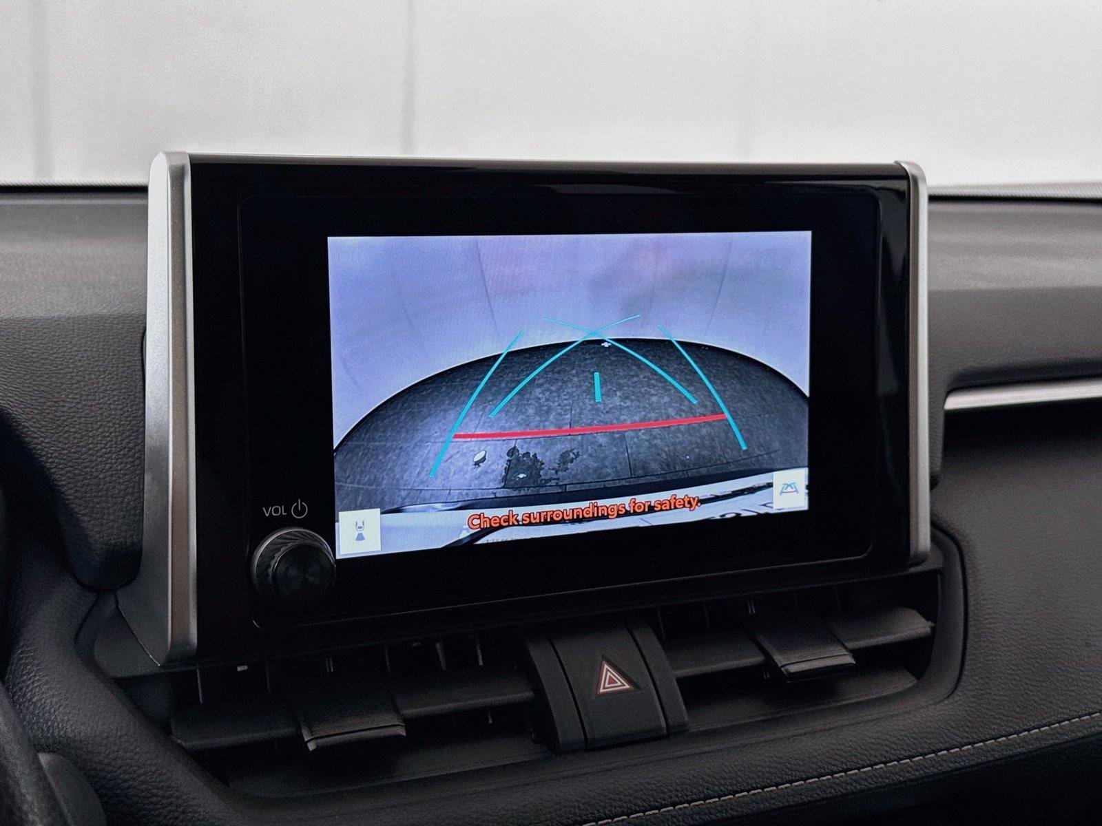 Used 2025 Ice Cap Toyota XLE image 23