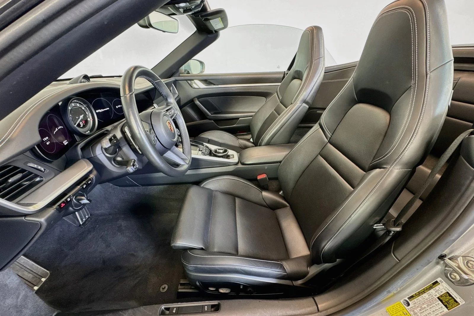 Used 2020 Gt Silver Metallic Porsche Carrera image 15