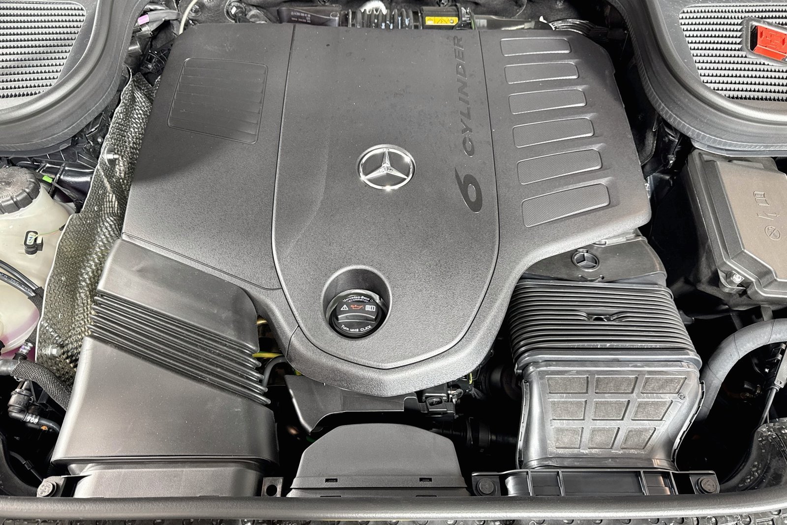 New 2026 Selenite Grey Metallic Mercedes-Benz GLS 450 image 29