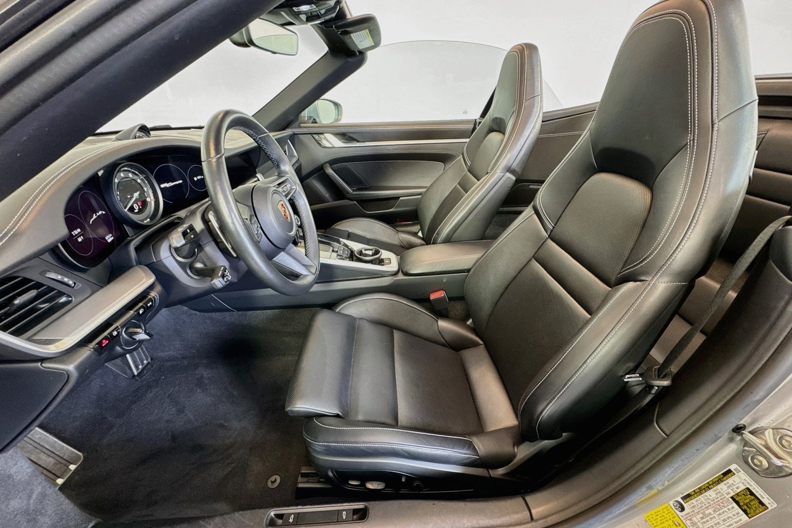Used 2020 Gt Silver Metallic Porsche Carrera image 15