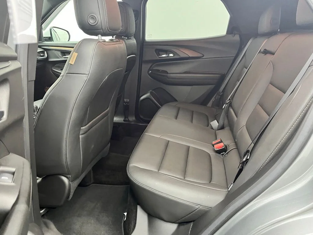 Used 2023 Gray Chevrolet ACTIV image 38