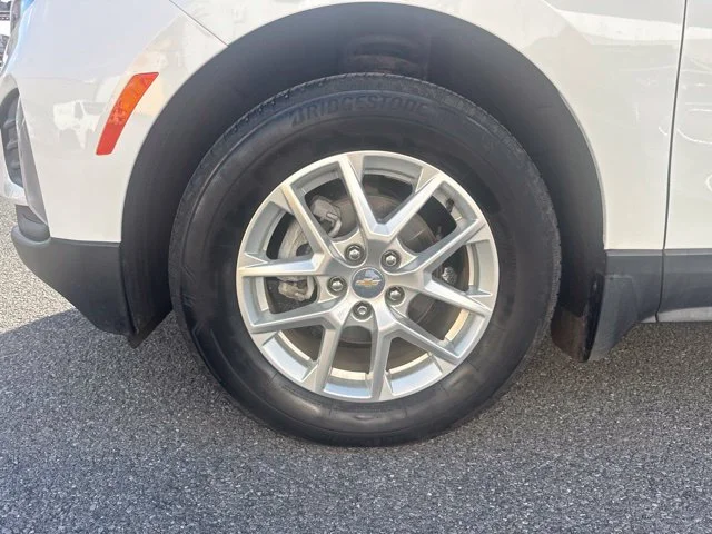 Used 2023 White Chevrolet LT image 9