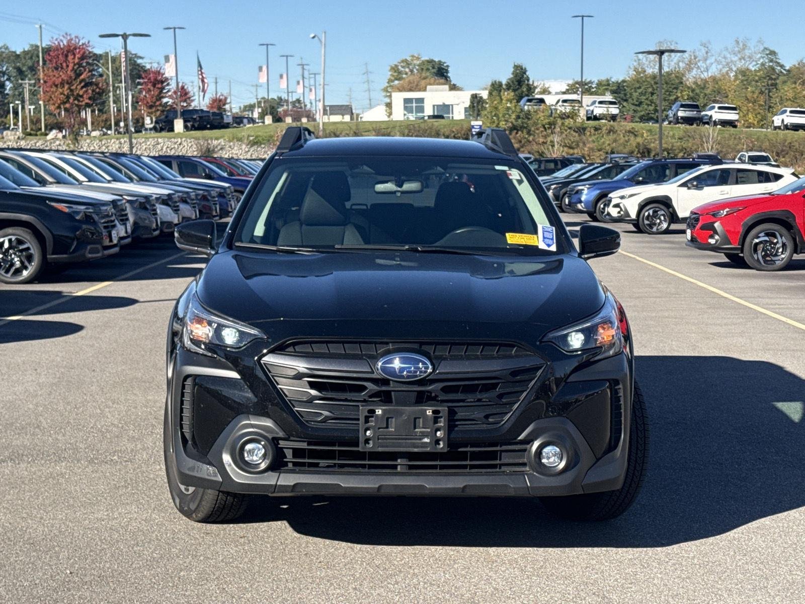 Used 2025 Crystal Black Silica Subaru Premium image 4
