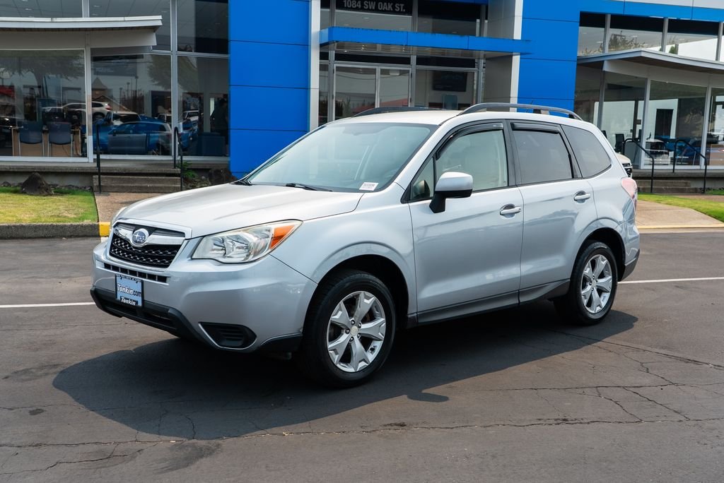 Used 2014 Ice Silver Metallic Subaru 2.5i Premium image 2