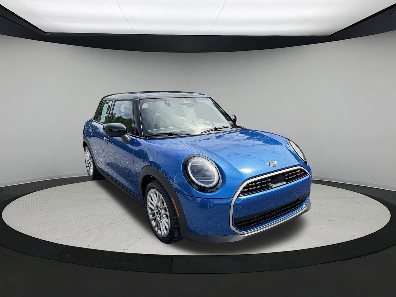 2025 MINI Hardtop 4 Door S - Photo 3