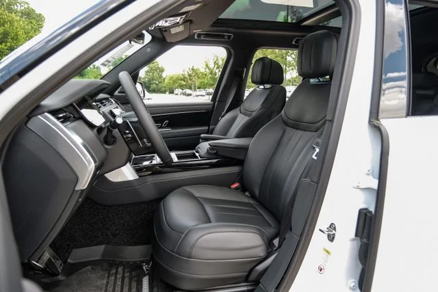 2026 Land Rover Range Rover SE - Photo 45