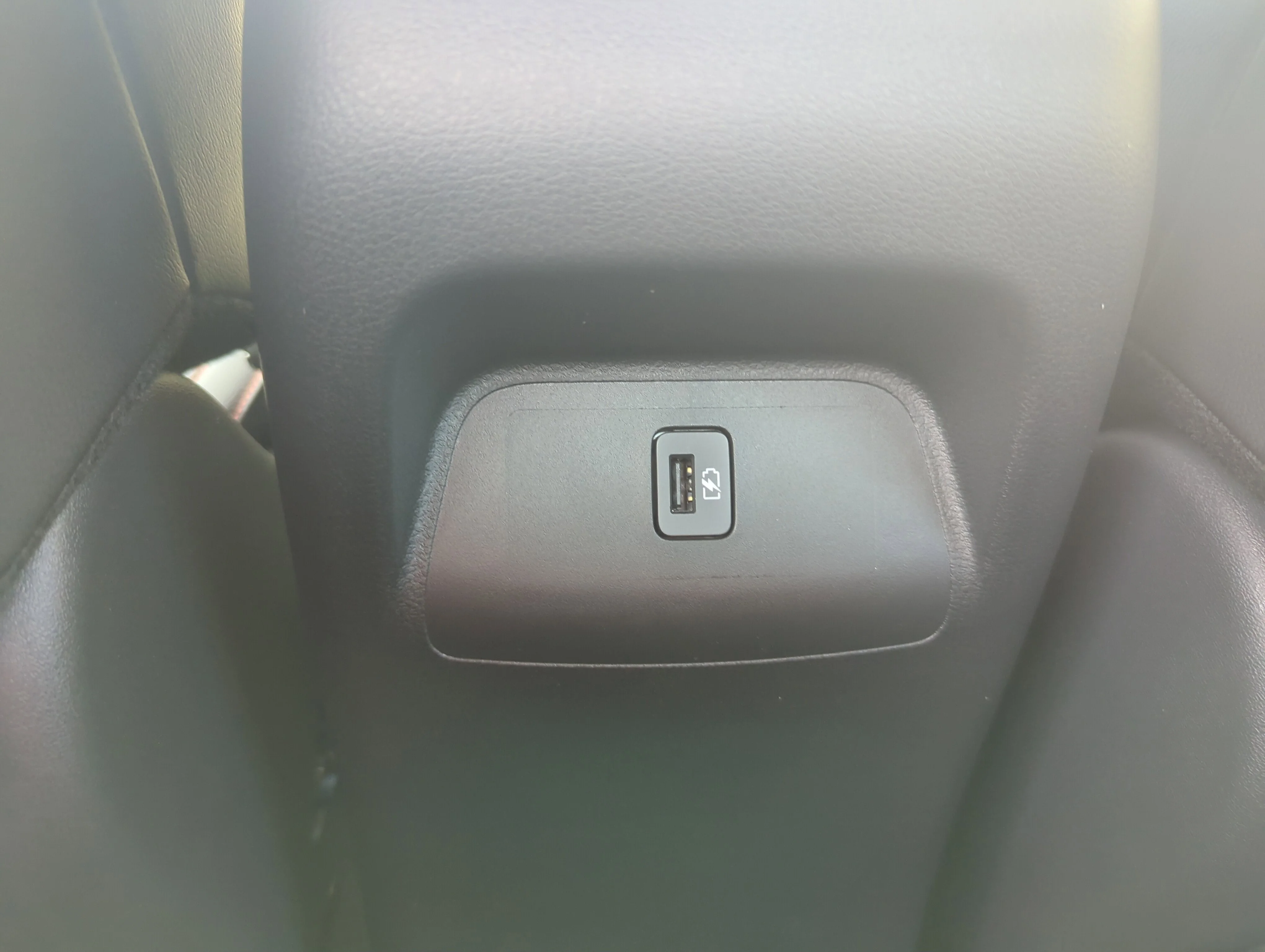 2025 Nissan Sentra SR - Photo 11