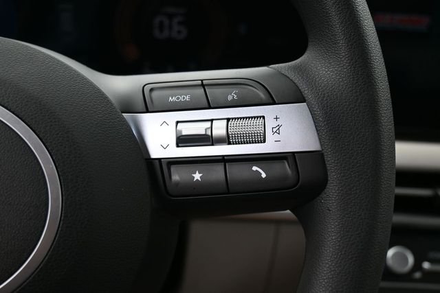 New 2026 White Hyundai SE FWD image 18