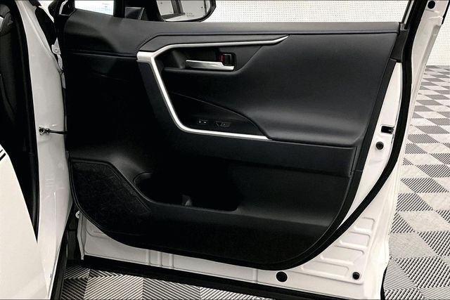 2023 Toyota RAV4 XSE - Photo 22