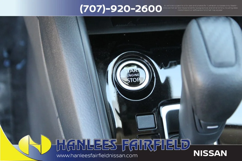 2025 Nissan Versa Sedan SV - Photo 19