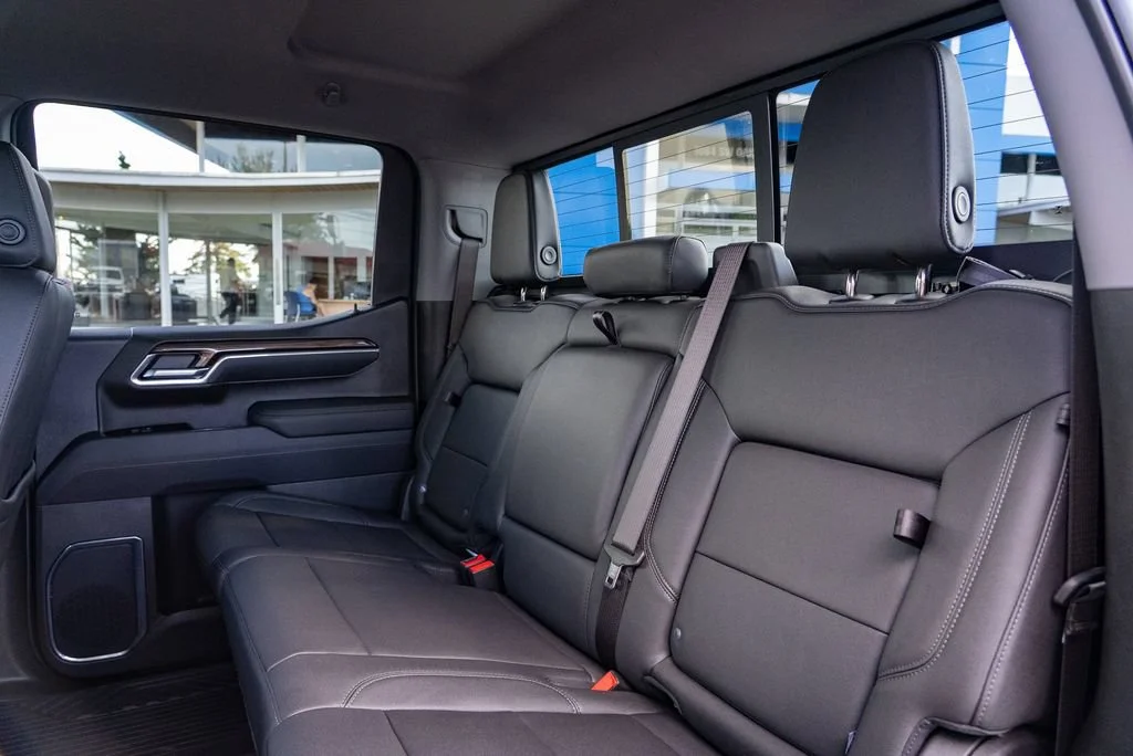 New 2026 Summit White Chevrolet LT Trail Boss image 27