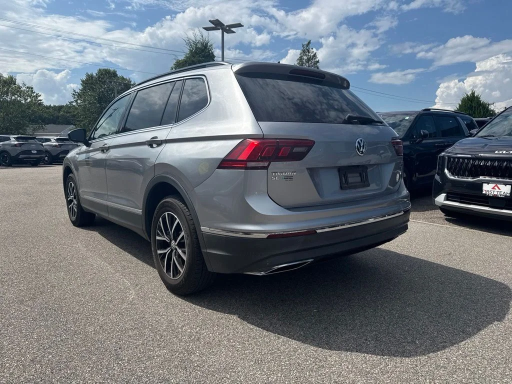 Used 2021 Silver Volkswagen 2.0T SE image 3