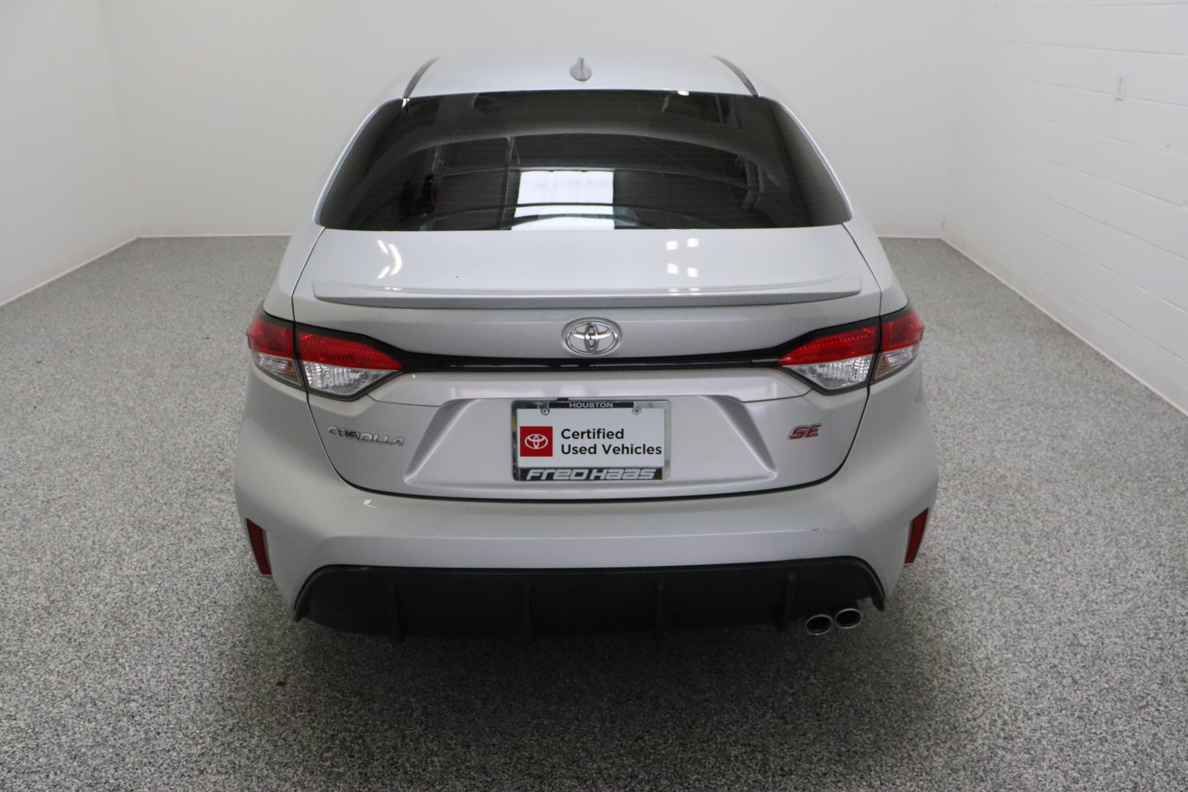 Certified Used 2025 Classic Silver Metallic Toyota SE 2.0L image 8
