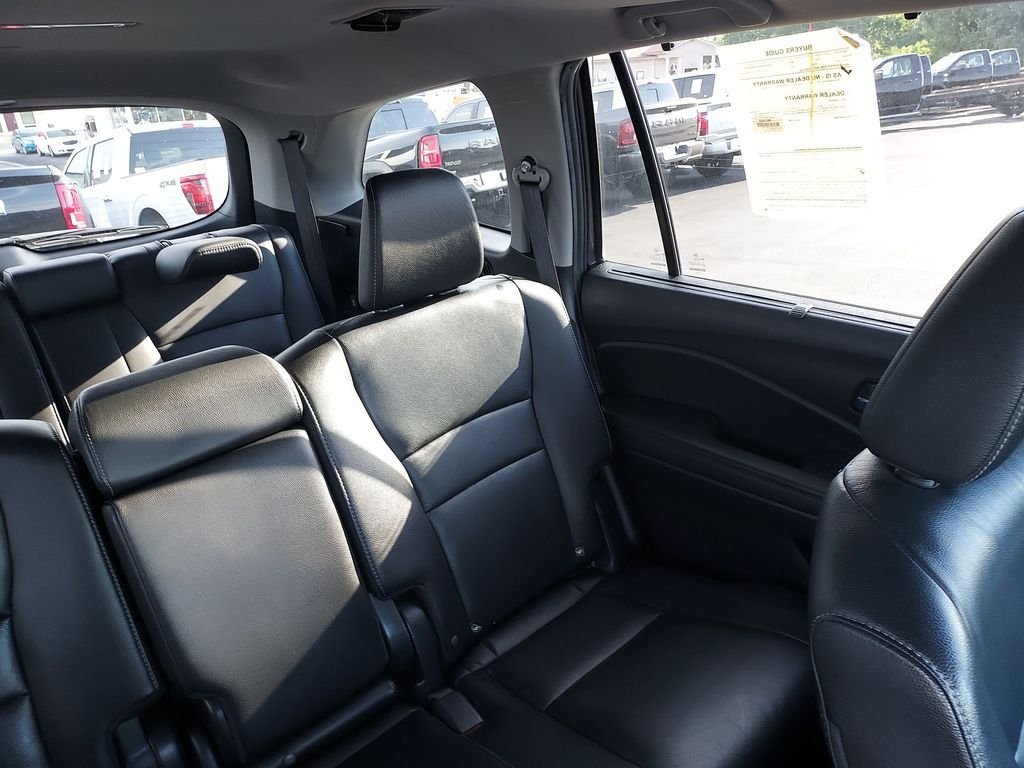 2021 Honda Pilot SE - Photo 14