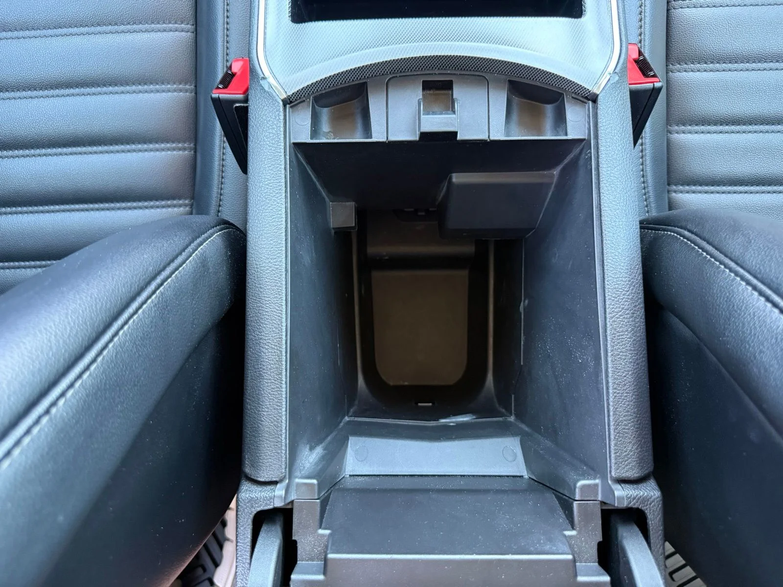 2021 Ford Edge SEL - Photo 28