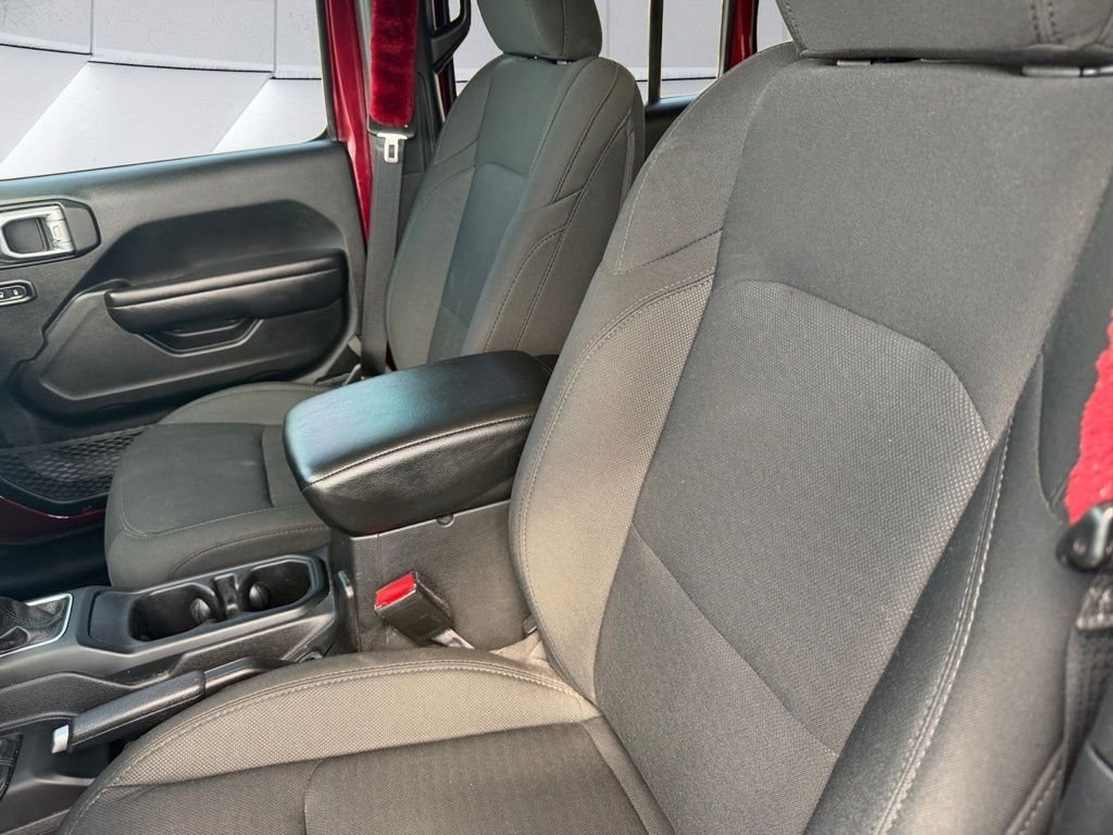Used 2021 Red Jeep Unlimited Willys image 10