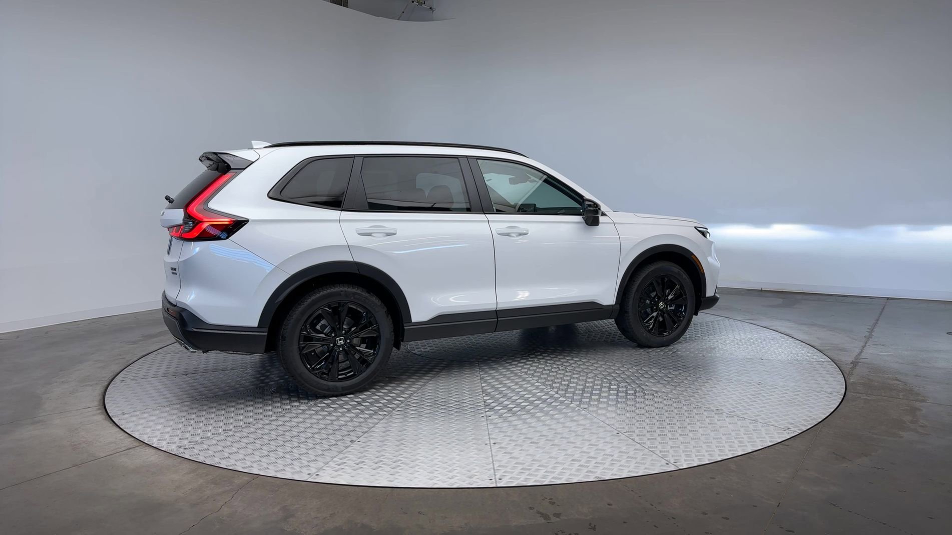 New 2026 Platinum White Pearl Honda Sport Touring image 3