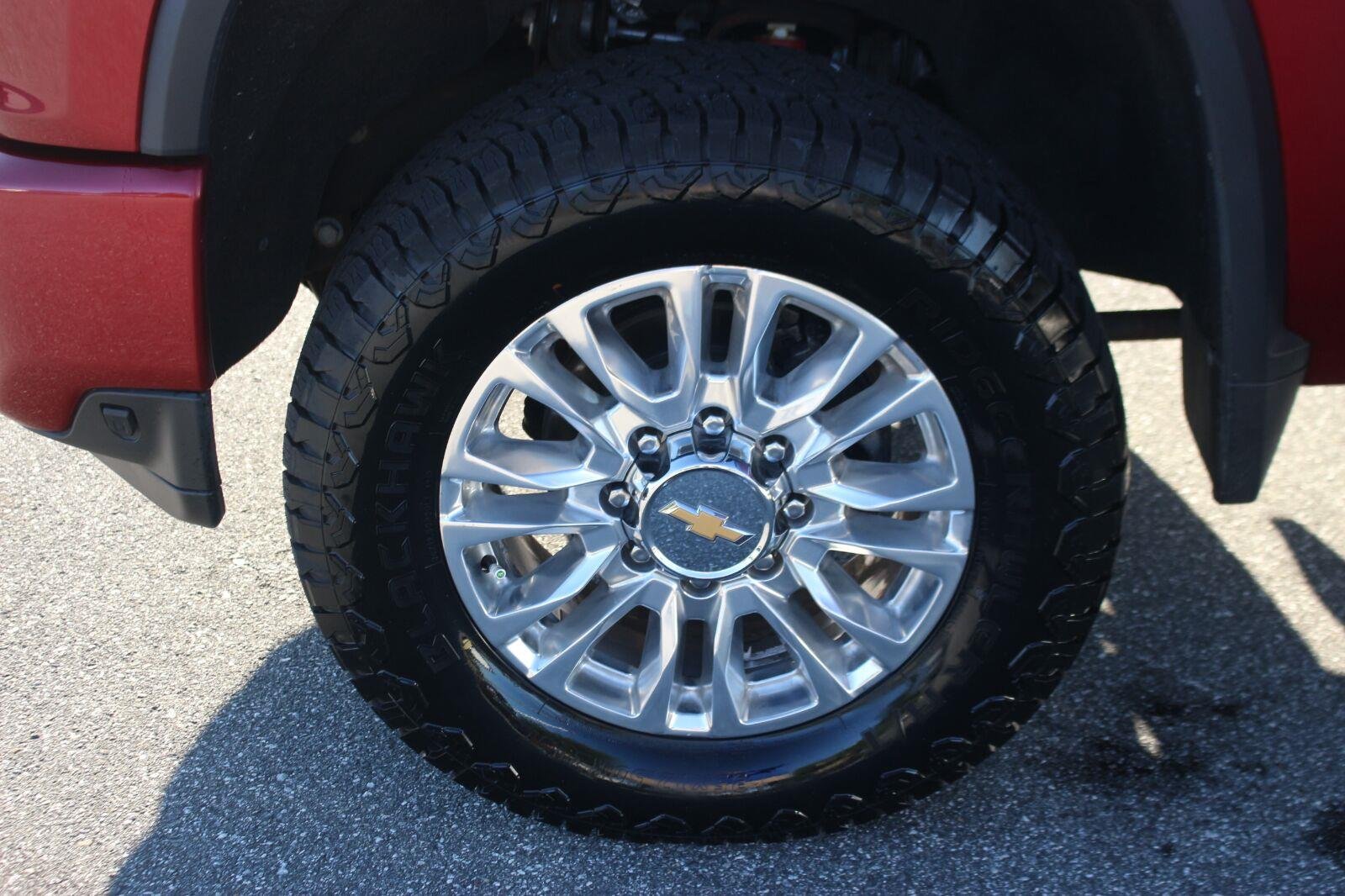 Used 2022 CHERRY RED TINTCOAT Chevrolet High Country image 43