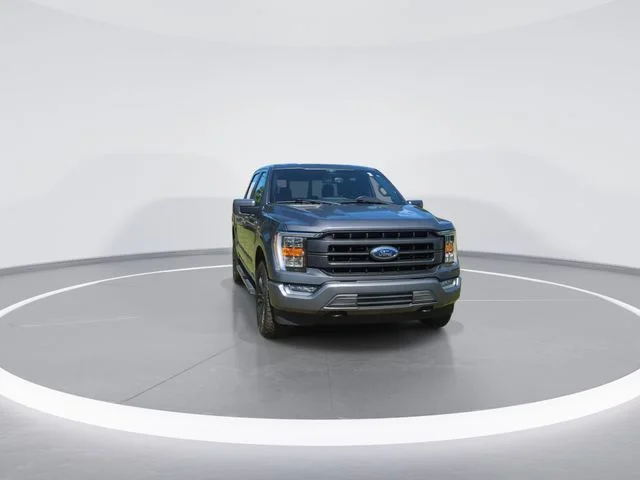 Used 2023 Gray Ford Lariat image 2
