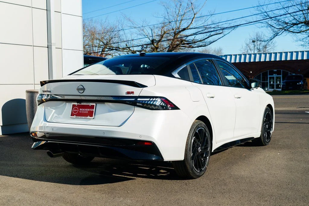 New 2026 Aspen White TriCoat / Super Black Two-tone Nissan SR image 6