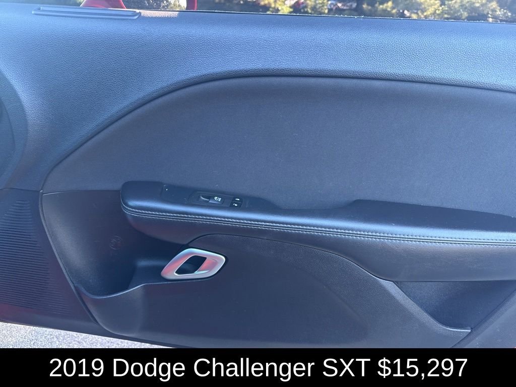 Used 2019 Go Mango! Dodge SXT image 17