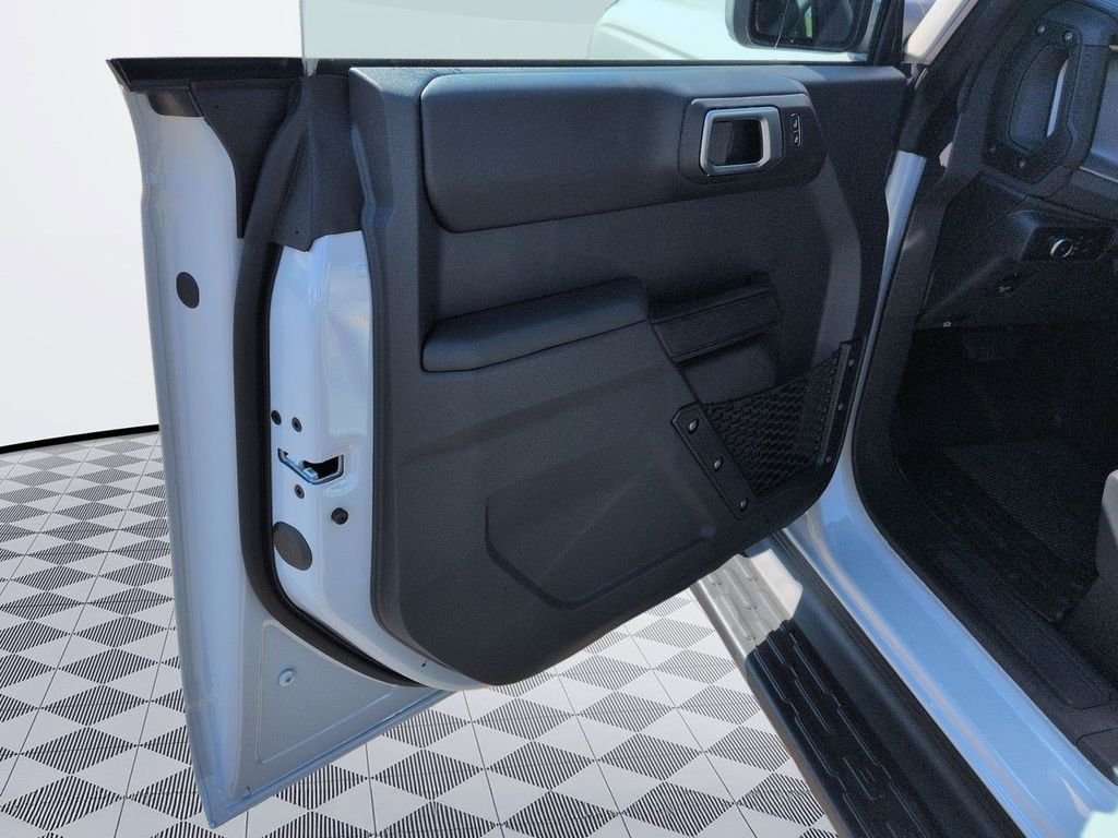 New 2026 Avalanche Gray Ford Outer Banks® image 43
