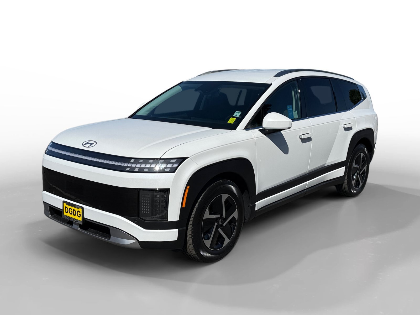 Used 2026 Snow White Pearl Hyundai S image 1