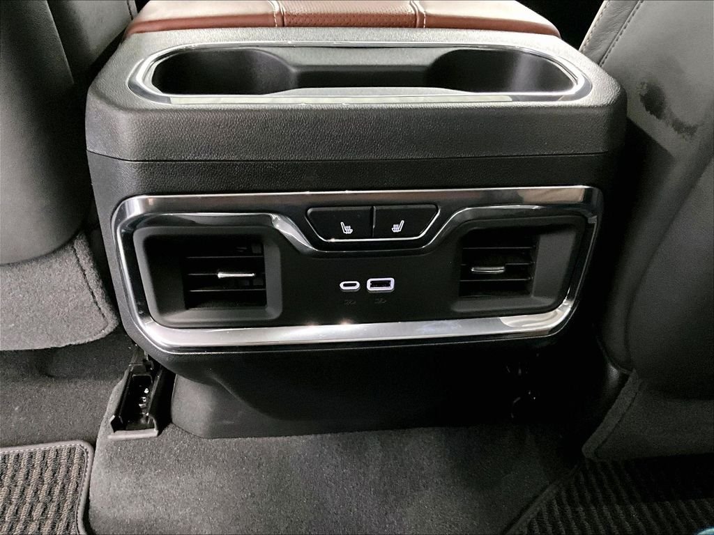 Used 2025 Summit White GMC Denali Ultimate image 27