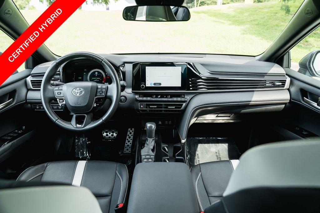 Used 2025 Ocean Toyota SE image 11